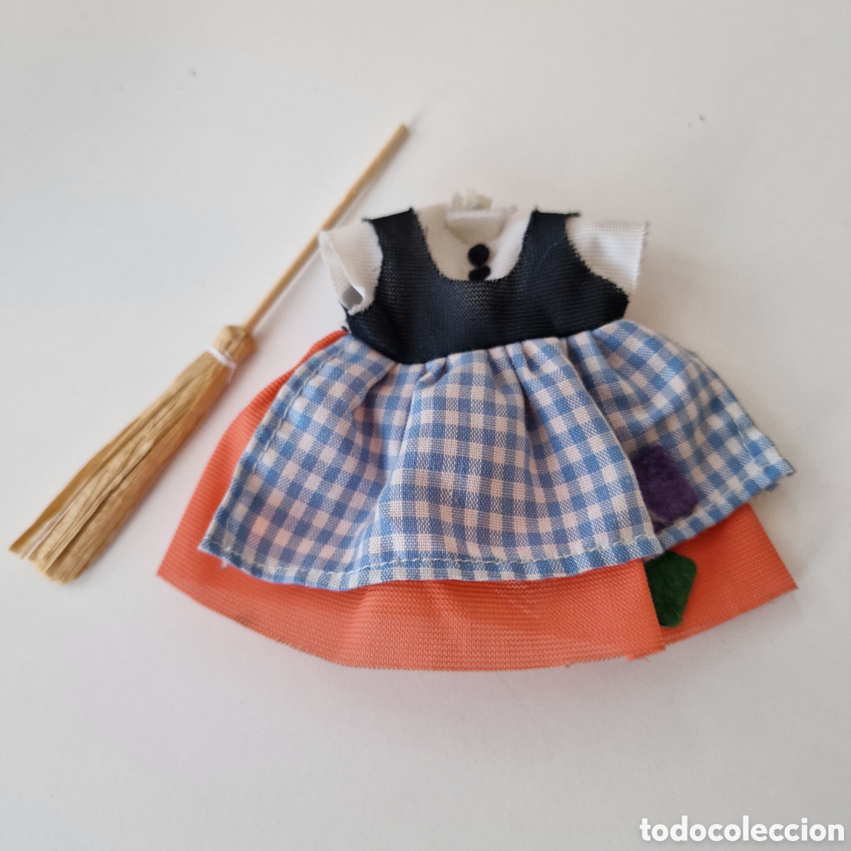 Mu&ntilde;ecas Lesly y Barriguitas: Conjunto de Barriguitas Cenicienta - Foto 1