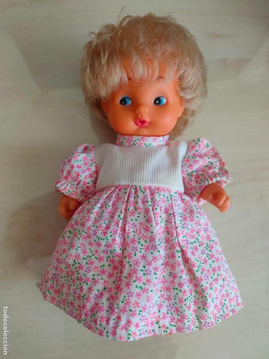 Mu&ntilde;ecas Lesly y Barriguitas: Mu&ntilde;eca de Toyse tipo barriguitas mide 15 cms. - Foto 1