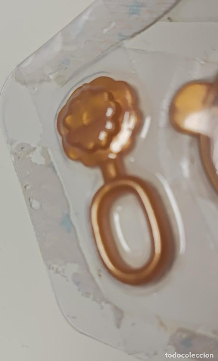 Mu&ntilde;ecas Lesly y Barriguitas: Barriguitas set comida y babero (reedici&oacute;n moderna) - Foto 4