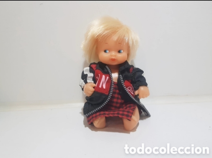 Mu&ntilde;ecas Lesly y Barriguitas: Mu&ntilde;eca rubia barriguitas - Foto 1
