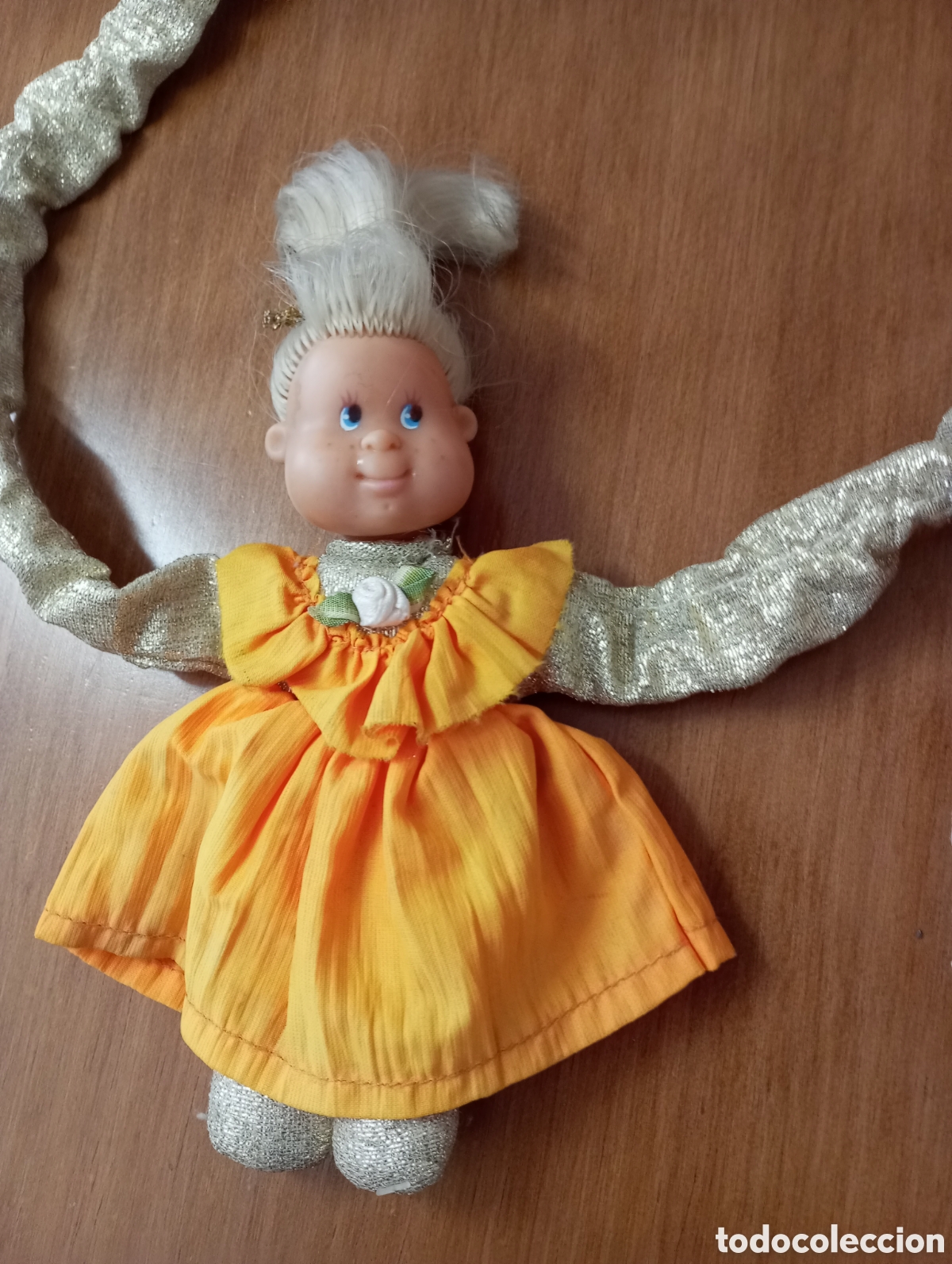 Mu&ntilde;ecas Lesly y Barriguitas: LOTE Mu&ntilde;ecas compi Famosa - Foto 2
