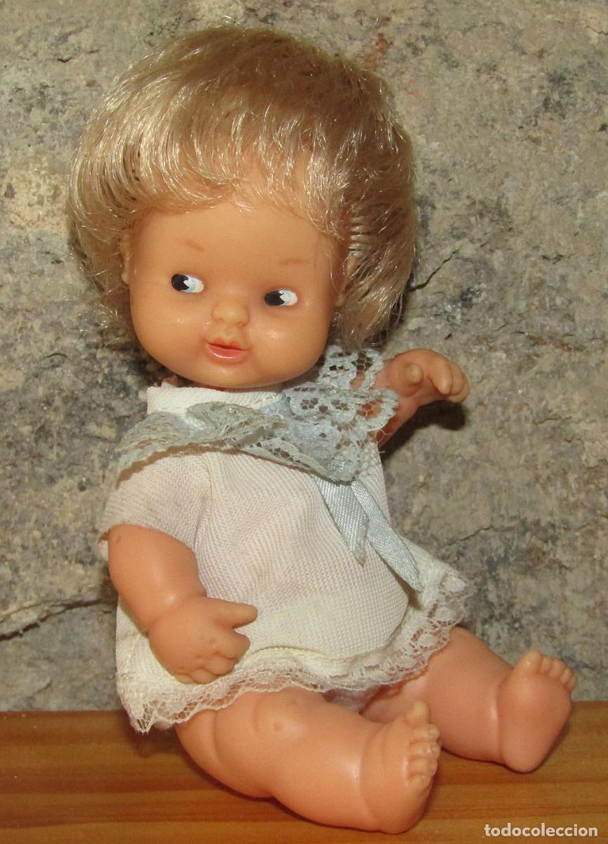 Mu&ntilde;ecas Lesly y Barriguitas: ANTIGUA MU&Ntilde;ECA BARRIGUITAS, S&Oacute;LO FAMOSA EN LA NUCA - ROPA ORIGINAL - A&Ntilde;OS 70