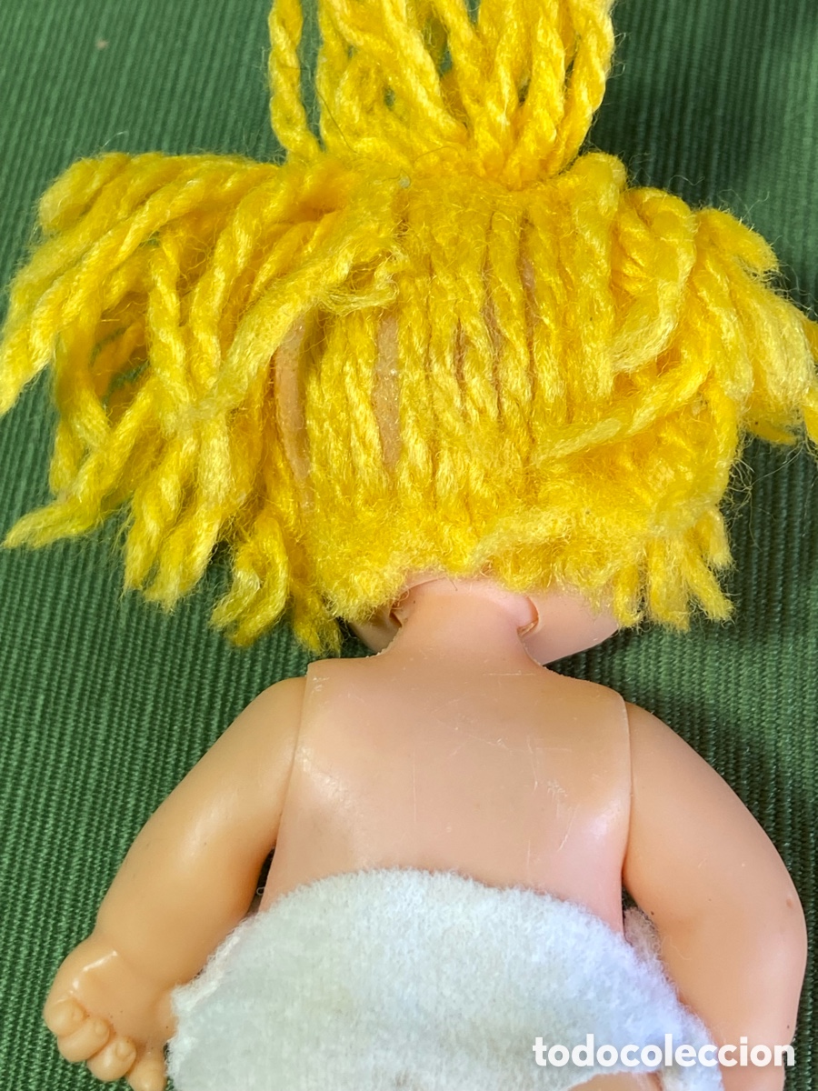 Mu&ntilde;ecas Lesly y Barriguitas: Mu&ntilde;eca barriguitas. Pelo de lana amarillo. - Foto 4