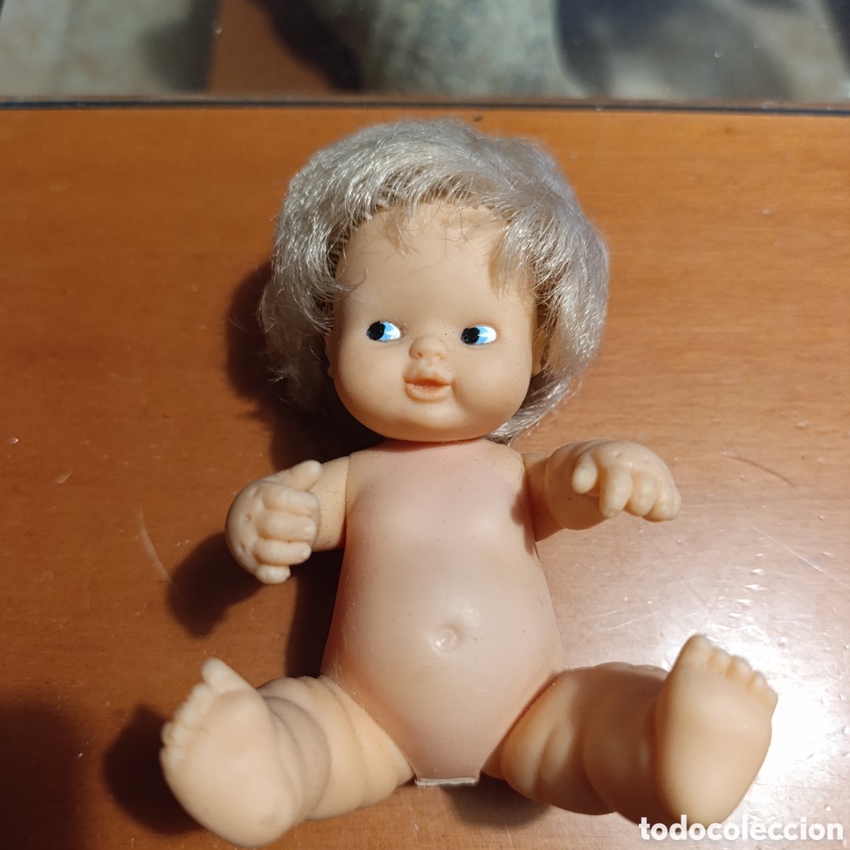 Mu&ntilde;ecas Lesly y Barriguitas: Barriguitas antigua,finales a&ntilde;os 60,en nuca 97,ojos azules.