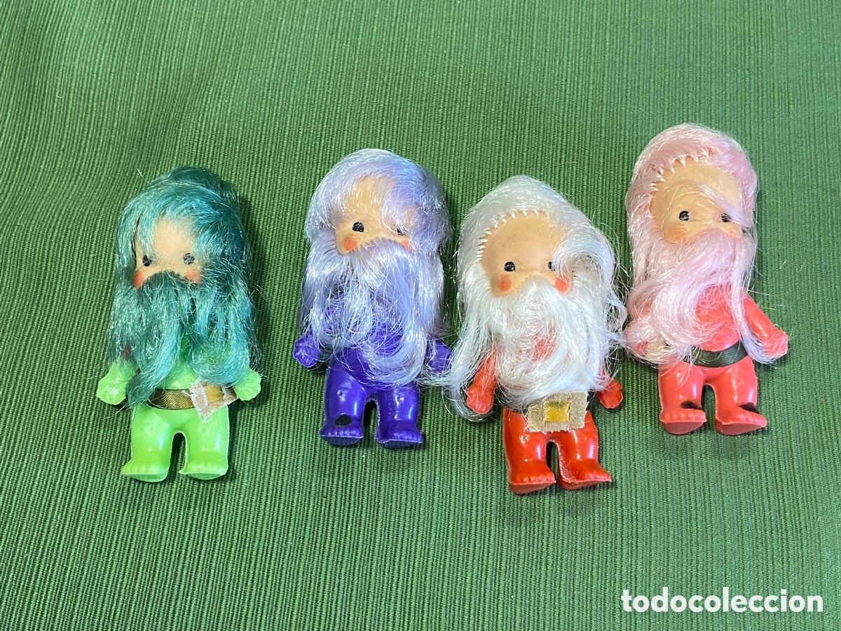 Mu&ntilde;ecas Lesly y Barriguitas: Barriguitas. Enanitos de Blancanieves. Famosa.