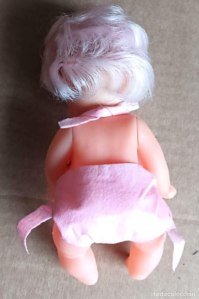 Mu&ntilde;ecas Lesly y Barriguitas: MU&Ntilde;ECA BARRIGUITAS - En columpio de mimbre - Foto 6