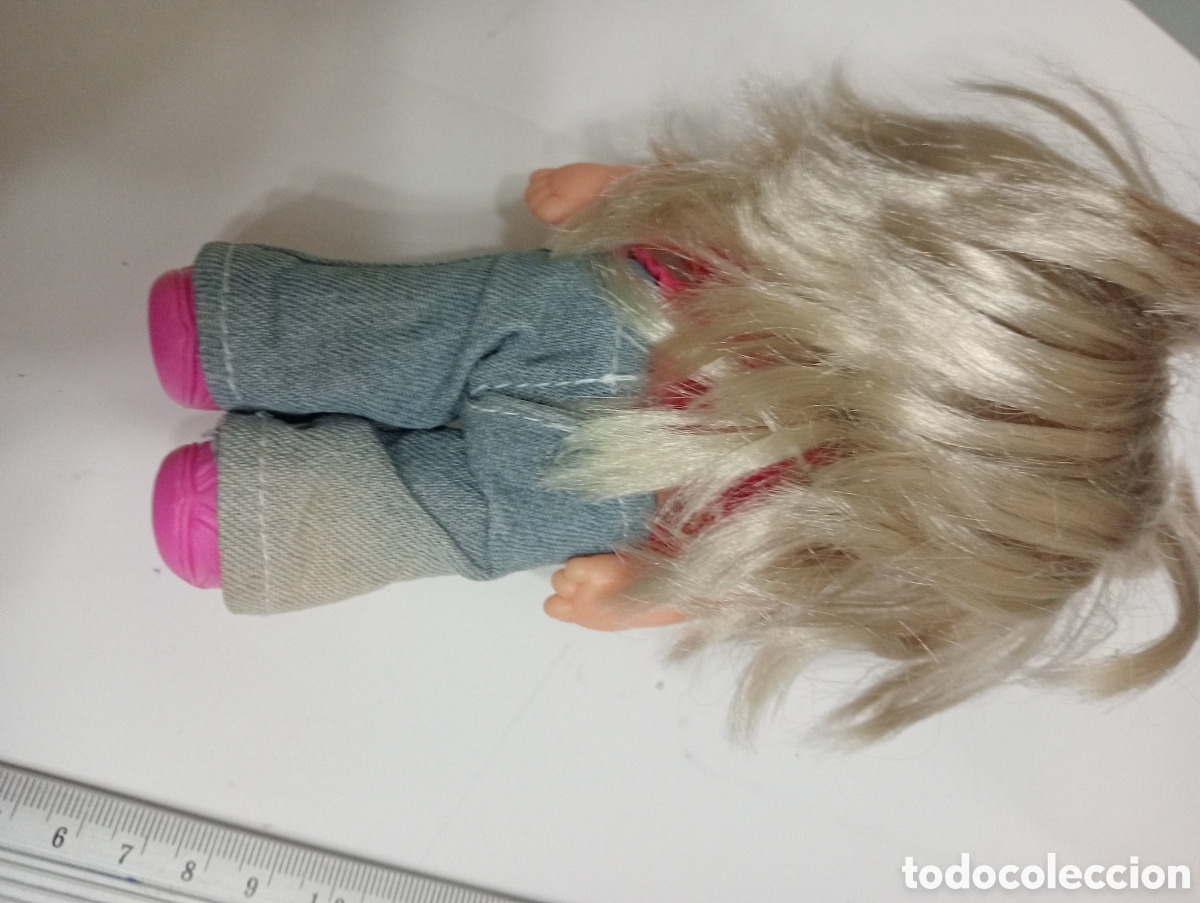 Mu&ntilde;ecas Lesly y Barriguitas: Mu&ntilde;eca Barriguitas de Famosa - Foto 2