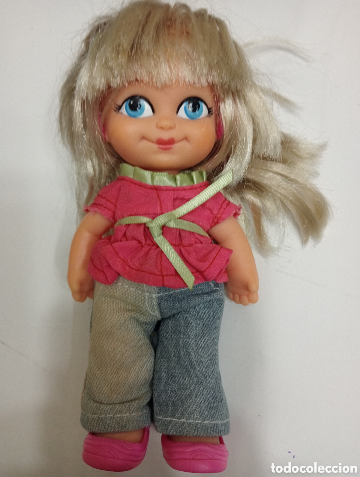 Mu&ntilde;ecas Lesly y Barriguitas: Mu&ntilde;eca Barriguitas de Famosa - Foto 1