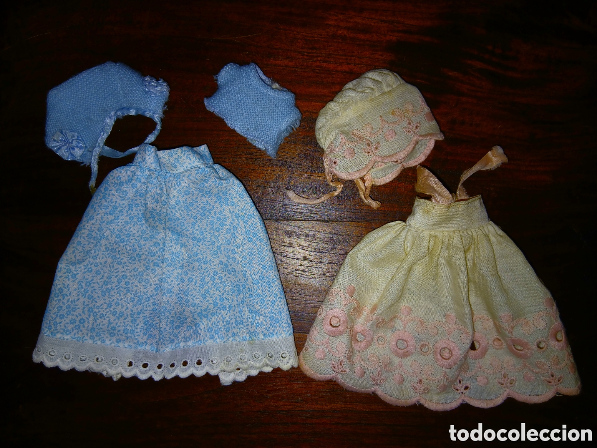 Bonecas Lesly e Barriguitas: LOTE 2 CONJUNTOS ORIGINALES DIFICILES DE BARRIGUITAS DE FAMOSA REF.80954 AZUL + FALDON BORDADO ROSA