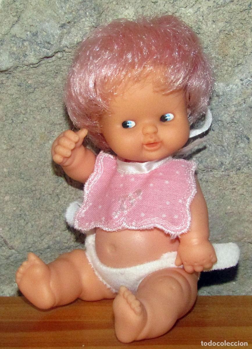 Mu&ntilde;ecas Lesly y Barriguitas: ANTIGUA MU&Ntilde;ECA BARRIGUITAS DE PELO ROSA, DE FAMOSA - A&Ntilde;OS 70/80 - COM BABERO Y PA&Ntilde;AL ORIGINAL