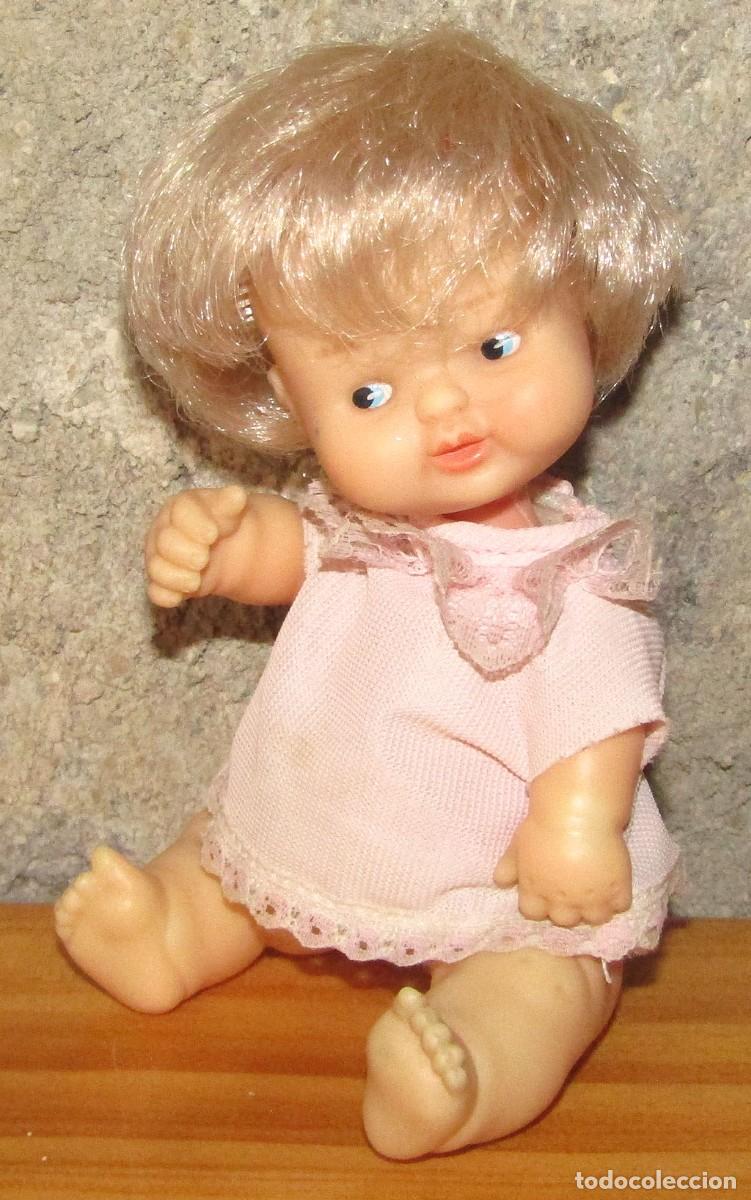 Mu&ntilde;ecas Lesly y Barriguitas: ANTIGUA MU&Ntilde;ECA BARRIGUITAS DE FAMOSA - TODA ORIGINAL - A&Ntilde;OS 70