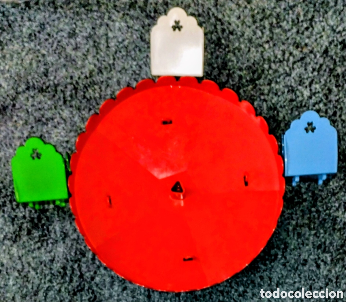Mu&ntilde;ecas Lesly y Barriguitas: accesorios TIOVIVO BARRIGUITAS de FAMOSA a&ntilde;os 80 TECHO de 25 cms de di&aacute;metro + 3 SILLAS de 8 x 6 cms
