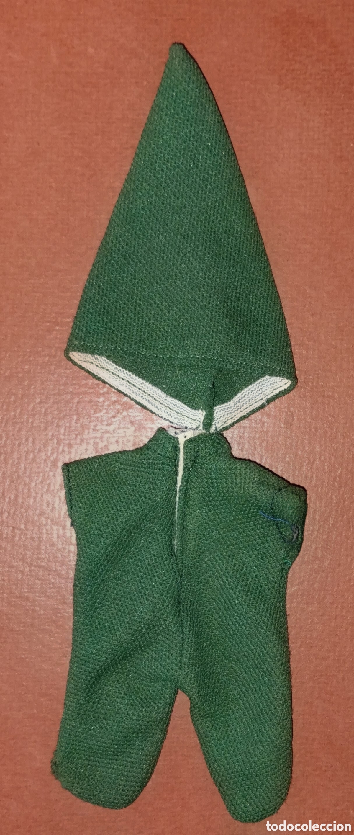 Mu&ntilde;ecas Lesly y Barriguitas: VESTIDO vintage ENANITO DEL BOSQUE DE BARRIGUITAS de FAMOSA (peto + gorro) en BUEN ESTADO
