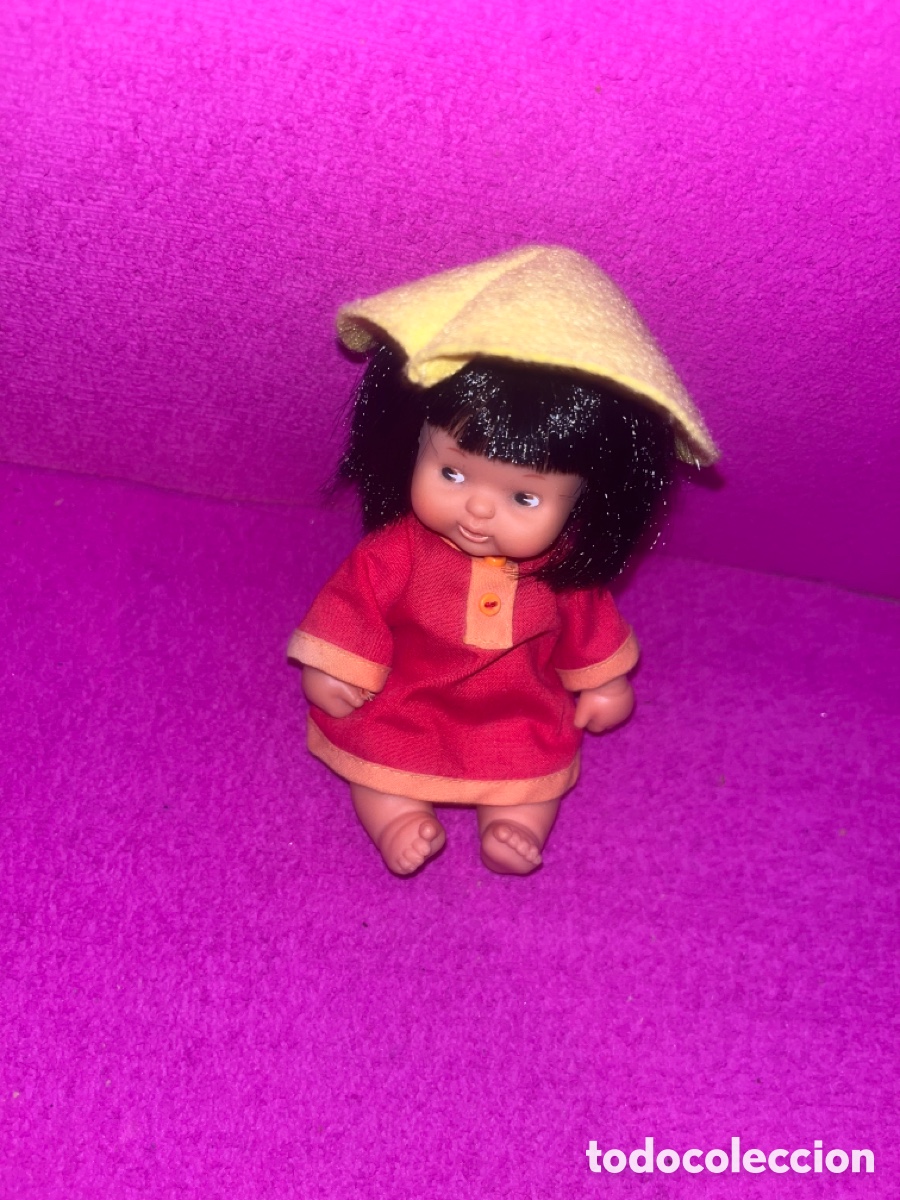 Mu&ntilde;ecas Lesly y Barriguitas: Mu&ntilde;eca Barriguita Colecci&oacute;n Del Mundo 2003