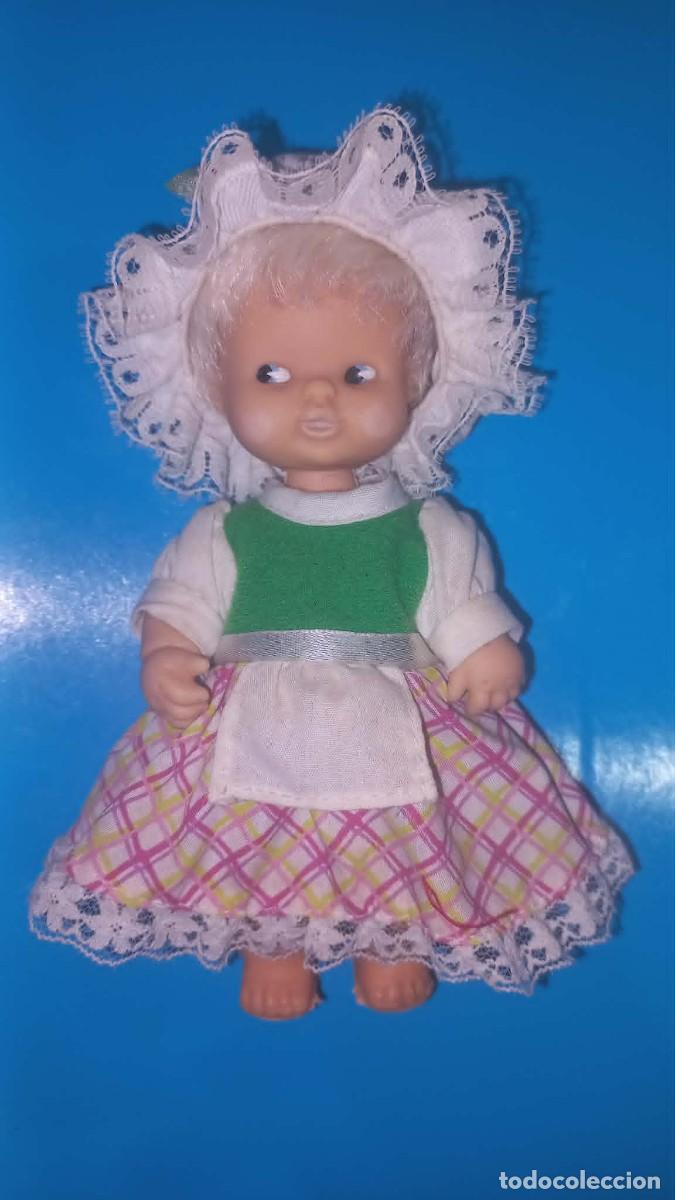 Mu&ntilde;ecas Lesly y Barriguitas: Mu&ntilde;eca Barriguitas Abuela de Caperucita, Los Cuentos de Barriguitas - Famosa, a&ntilde;os 80