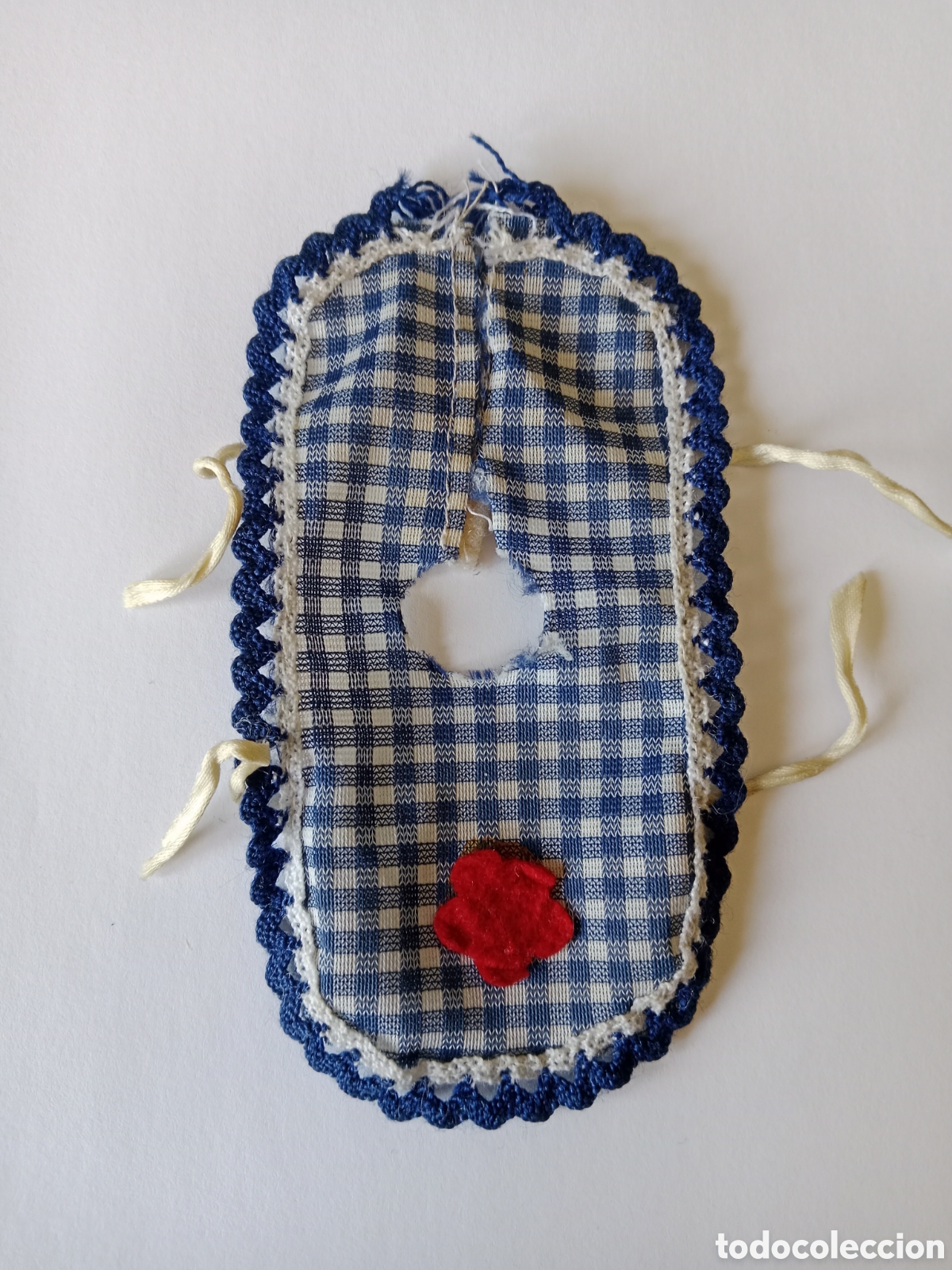 Mu&ntilde;ecas Lesly y Barriguitas: BABERO DE BARRIGUITAS