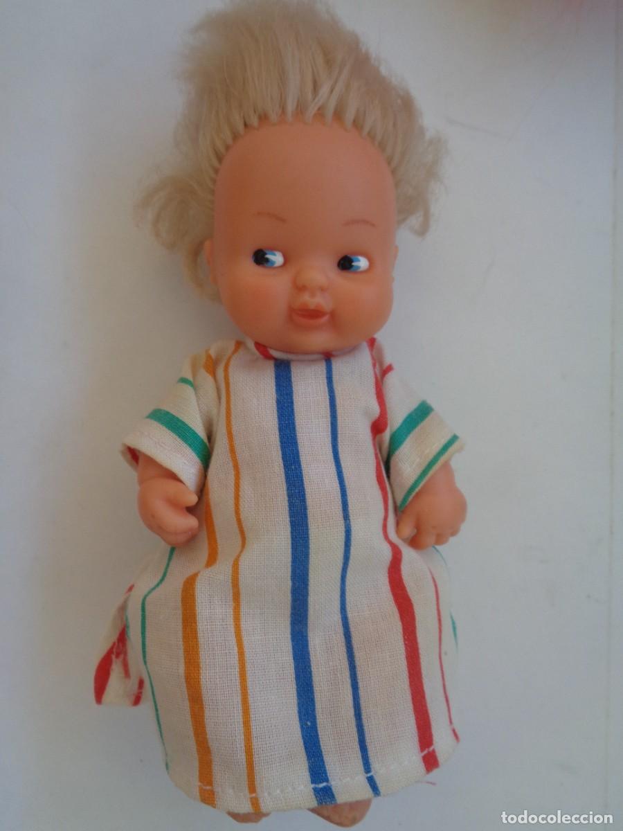 Mu&ntilde;ecas Lesly y Barriguitas: BONITA MU&Ntilde;ECA BARRIGUITA RUBIA CON CHILABA DE FAMOSA &acute;97