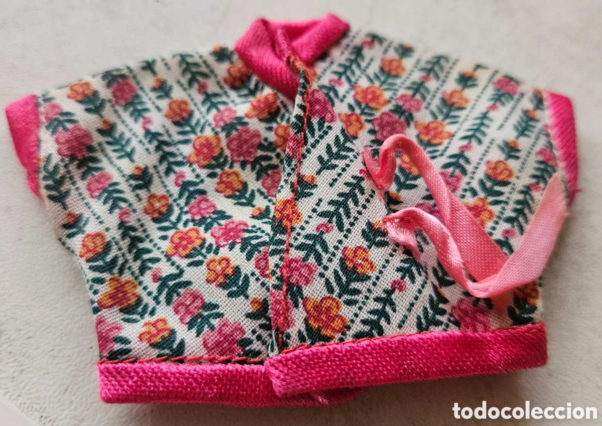 Mu&ntilde;ecas Lesly y Barriguitas: LOTE ROPA ORIGINAL BARRIGUITAS FAMOSA - ETIQUETADAS N&ordm; 1, 1900, 59, 78 Y M&Aacute;S - EDICI&Oacute;N VINTAGE MUY R