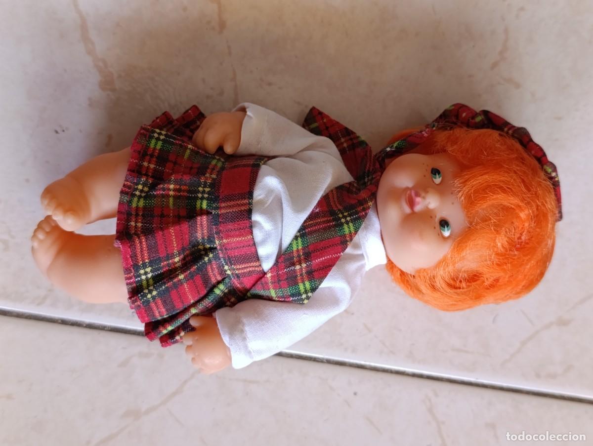 Mu&ntilde;ecas Lesly y Barriguitas: Barriguitas del Mundo Escocia Famosa