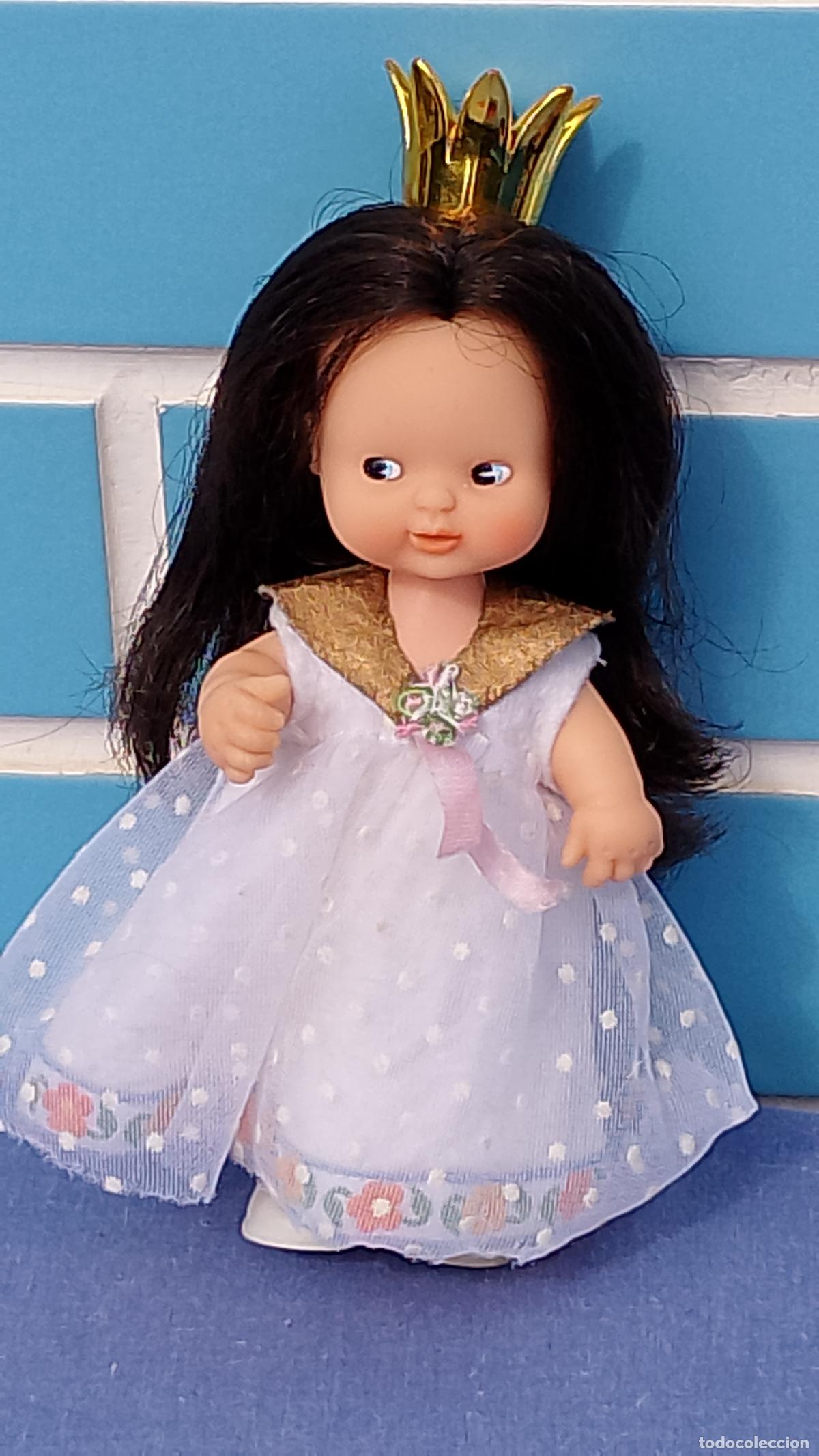Mu&ntilde;ecas Lesly y Barriguitas: Antigua mu&ntilde;eca Barriguitas Princesa Blancanieves, colecci&oacute;n Cuentos de Famosa