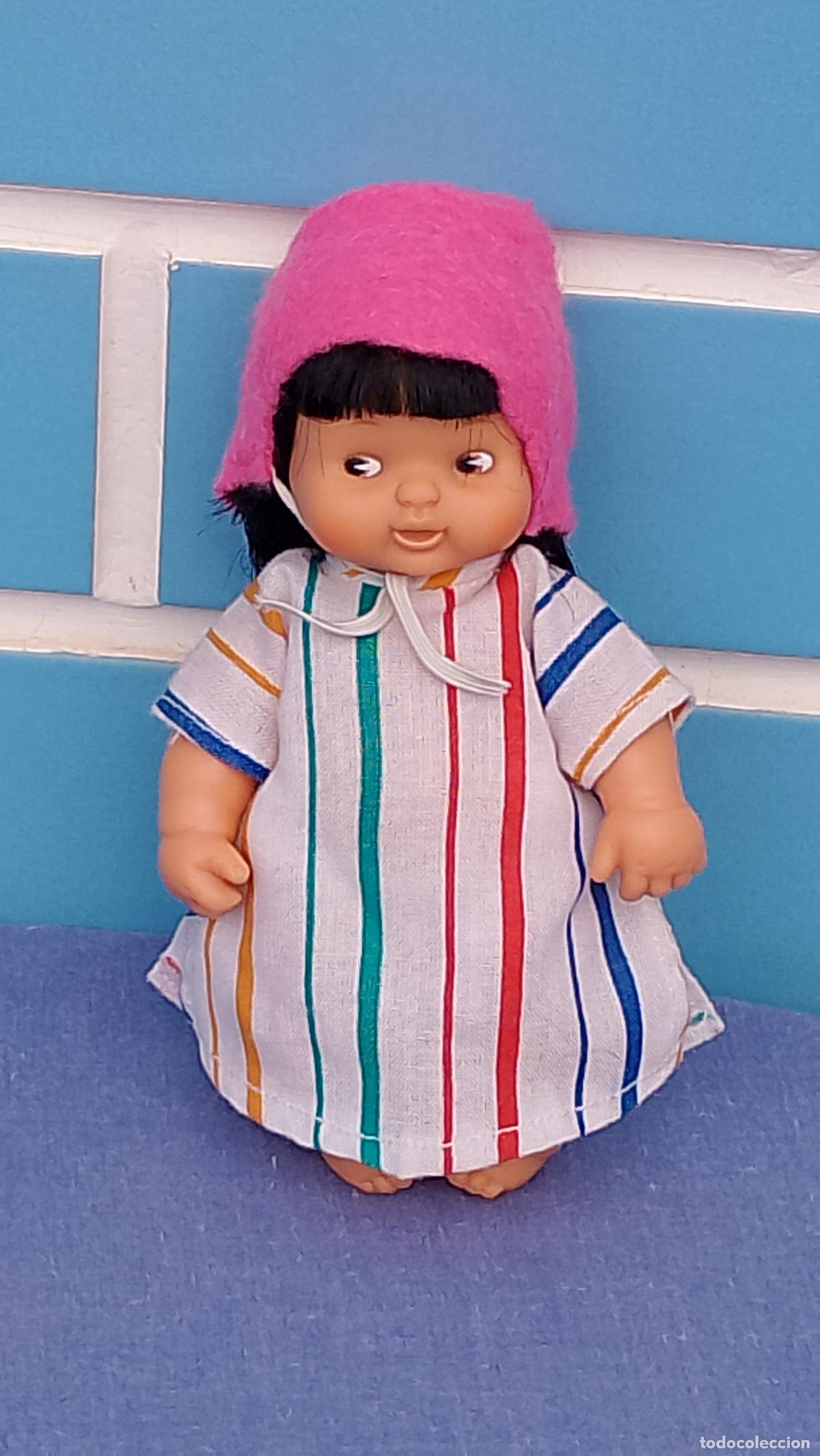 Mu&ntilde;ecas Lesly y Barriguitas: Mu&ntilde;eca Barriguitas morita antigua de Famosa