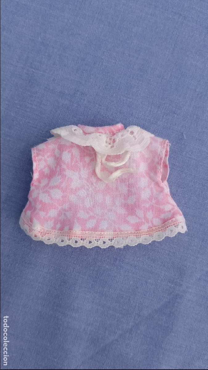 Mu&ntilde;ecas Lesly y Barriguitas: Antigua camisa original de mu&ntilde;ecas Barriguitas de Famosa