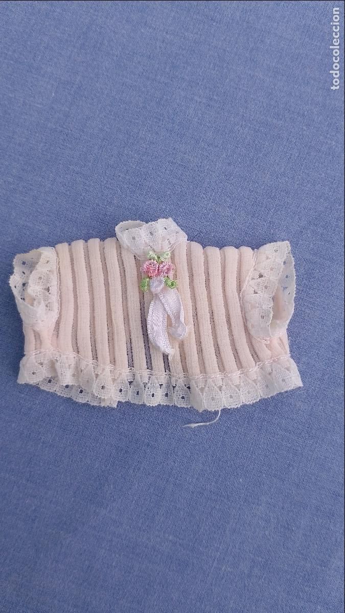 Mu&ntilde;ecas Lesly y Barriguitas: Antigua camisa rosa original de mu&ntilde;ecas Barriguitas de Famosa