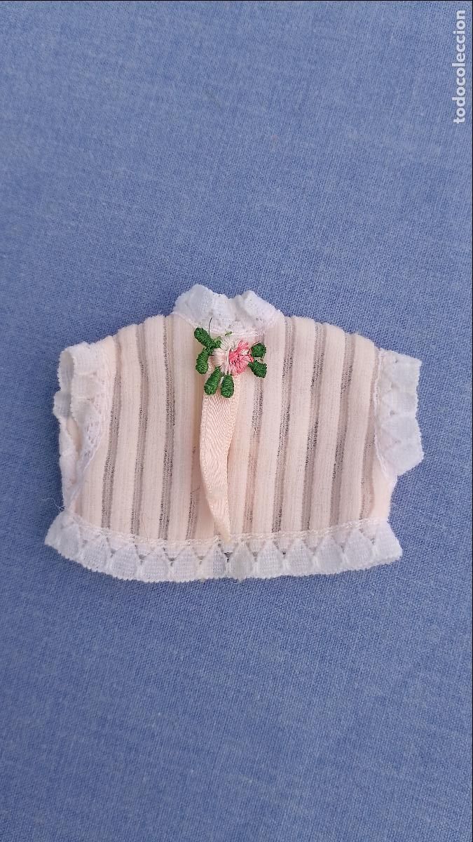 Mu&ntilde;ecas Lesly y Barriguitas: Antigua camisa rosa original de mu&ntilde;ecas Barriguitas de Famosa