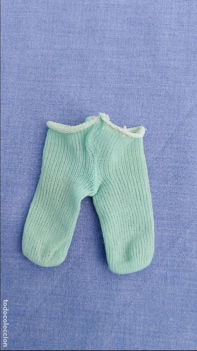 Mu&ntilde;ecas Lesly y Barriguitas: Antiguas medias leotardos verdes para mu&ntilde;ecas Barriguitas de Famosa