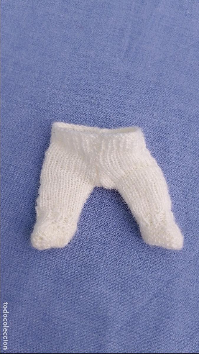 Mu&ntilde;ecas Lesly y Barriguitas: Antiguos leotardos de punto para mu&ntilde;ecas Barriguitas de Famosa