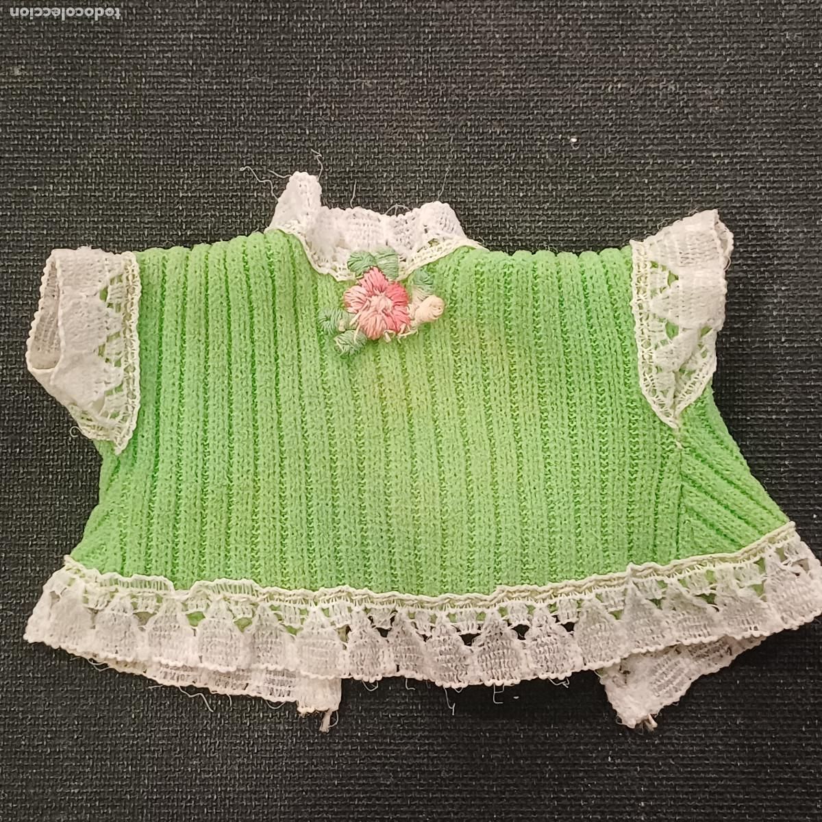 Mu&ntilde;ecas Lesly y Barriguitas: BLUSA/CAMISA VERDE BORDADA FLOR BARRIGUITAS DE FAMOSA.