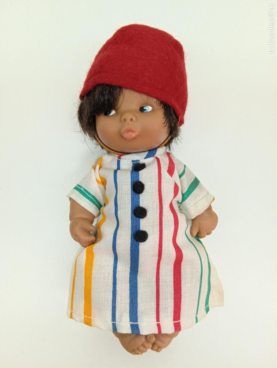 Mu&ntilde;ecas Lesly y Barriguitas: Antiguo Mu&ntilde;eco Barriguitas Morito de Famosa - 100% Original - A&ntilde;os 70/80 - Con Gorro y Traje