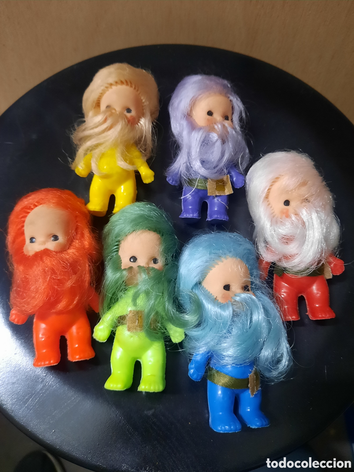 Mu&ntilde;ecas Lesly y Barriguitas: Enanitos de Blancanieves Barriguitas Famosa