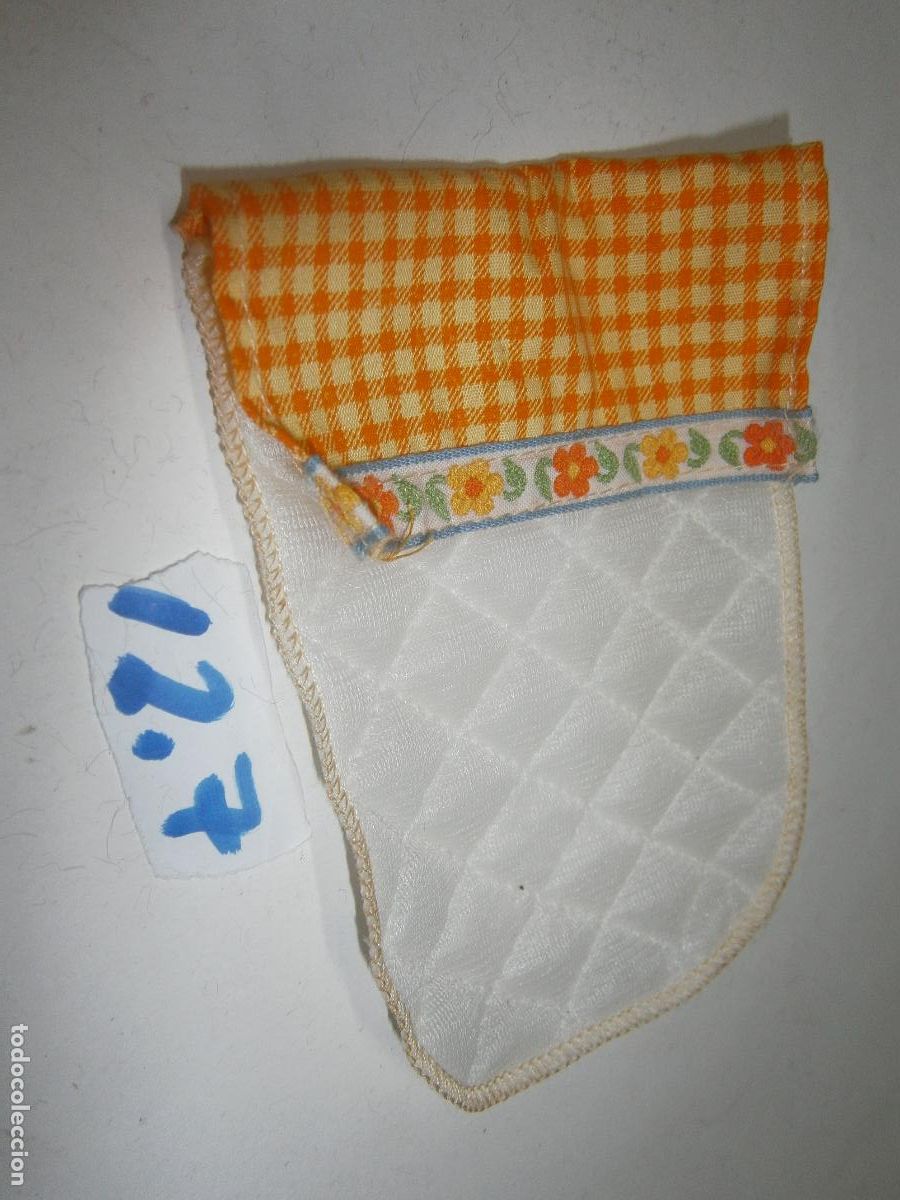 Mu&ntilde;ecas Lesly y Barriguitas: MANTA O COLCHA ORIGINAL CUNA MU&Ntilde;ECA BARRIGUITAS