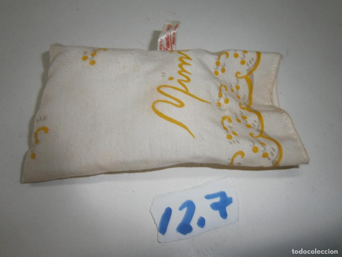 Mu&ntilde;ecas Lesly y Barriguitas: ALMOHADA ORIGINAL PARA MU&Ntilde;ECA BARRIGUITAS - Foto 2