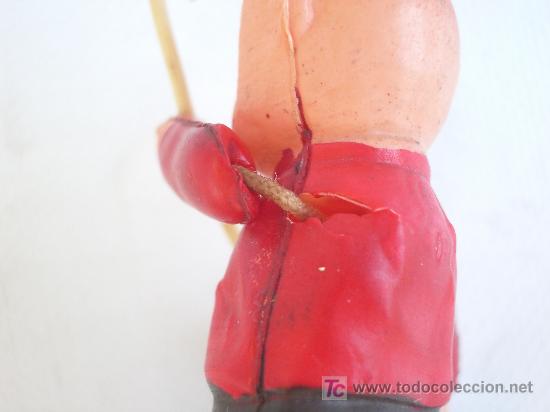 Mu&ntilde;ecas celuloide: Detalle del rasgado. - Foto 5