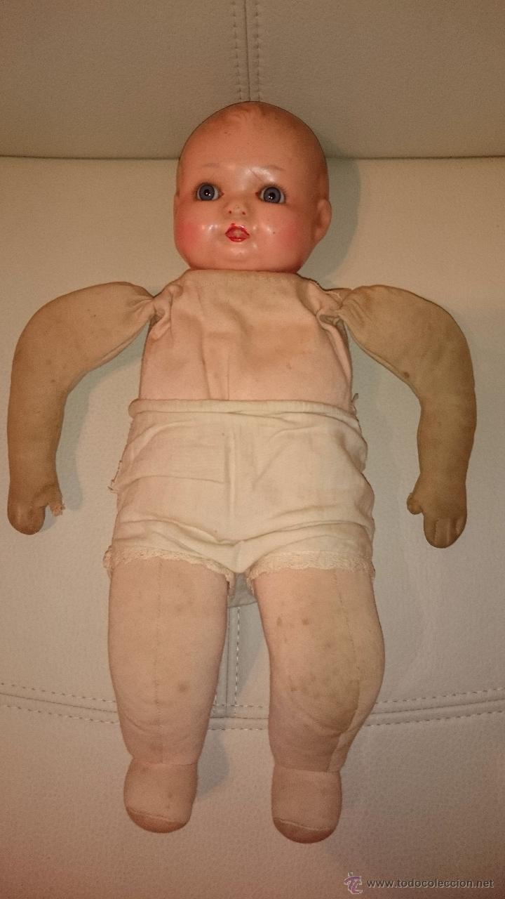 Mu&ntilde;ecas celuloide: Mu&ntilde;eca bebe celuloide de 36 cm ojos de cristal cuerpo de trapo - Foto 1