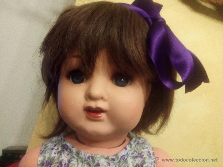 Mu&ntilde;ecas celuloide: Antigua mu&ntilde;eca andadora, celuloide, grande 58cms - Foto 2