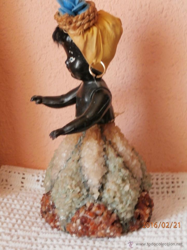 Mu&ntilde;ecas celuloide: ANTIGUA MU&Ntilde;ECA NEGRITA de CELULOIDE con FALDA DE CRISTAL Y CUARZOS - Foto 5