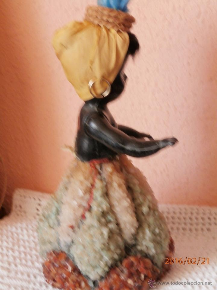 Mu&ntilde;ecas celuloide: ANTIGUA MU&Ntilde;ECA NEGRITA de CELULOIDE con FALDA DE CRISTAL Y CUARZOS - Foto 7
