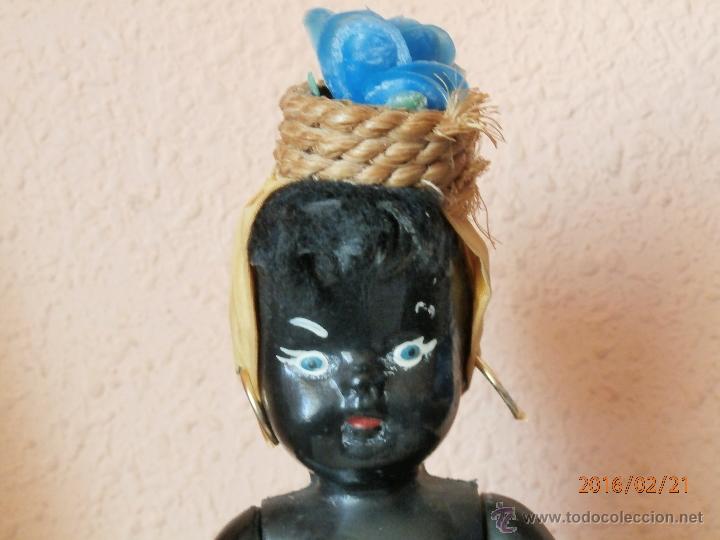 Mu&ntilde;ecas celuloide: ANTIGUA MU&Ntilde;ECA NEGRITA de CELULOIDE con FALDA DE CRISTAL Y CUARZOS - Foto 8