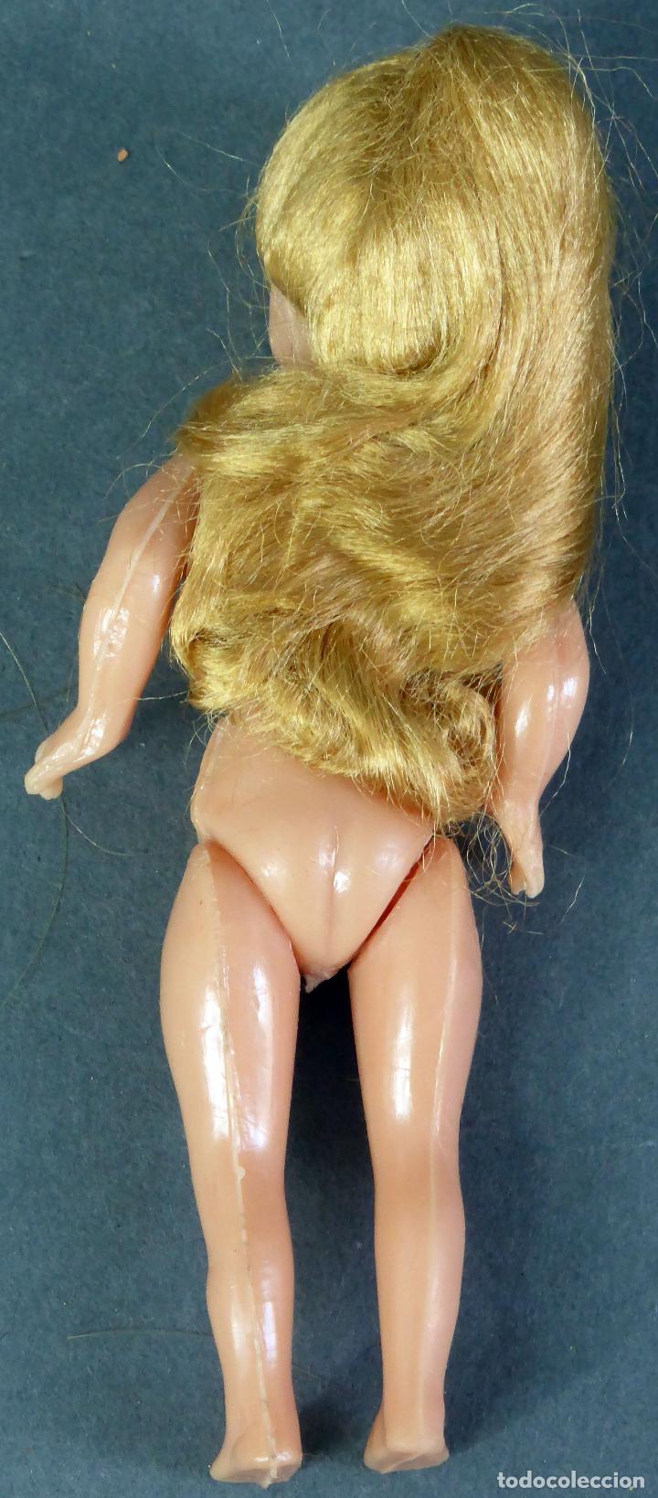 Mu&ntilde;ecas celuloide: Mu&ntilde;eca celuloide articulada a&ntilde;os 50 10 cm - Foto 2