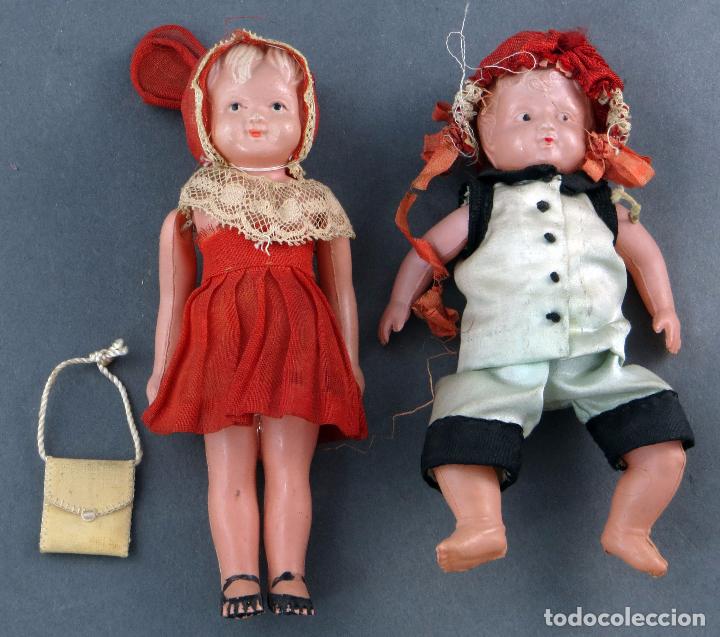 Mu&ntilde;ecas celuloide: Mu&ntilde;eca y beb&eacute; celuloide para casa mu&ntilde;ecas con ropa original a&ntilde;os 20 - 30 - Foto 1