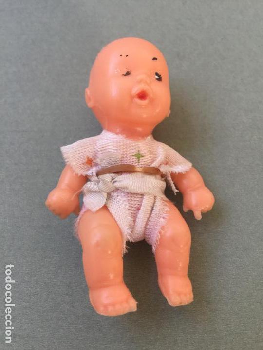 Mu&ntilde;ecas celuloide: Curioso mu&ntilde;eco antiguo de celuloide. Mide unos 8cms de altura. - Foto 1
