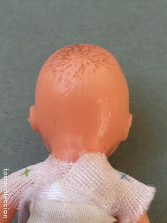 Mu&ntilde;ecas celuloide: Curioso mu&ntilde;eco antiguo de celuloide. Mide unos 8cms de altura. - Foto 3