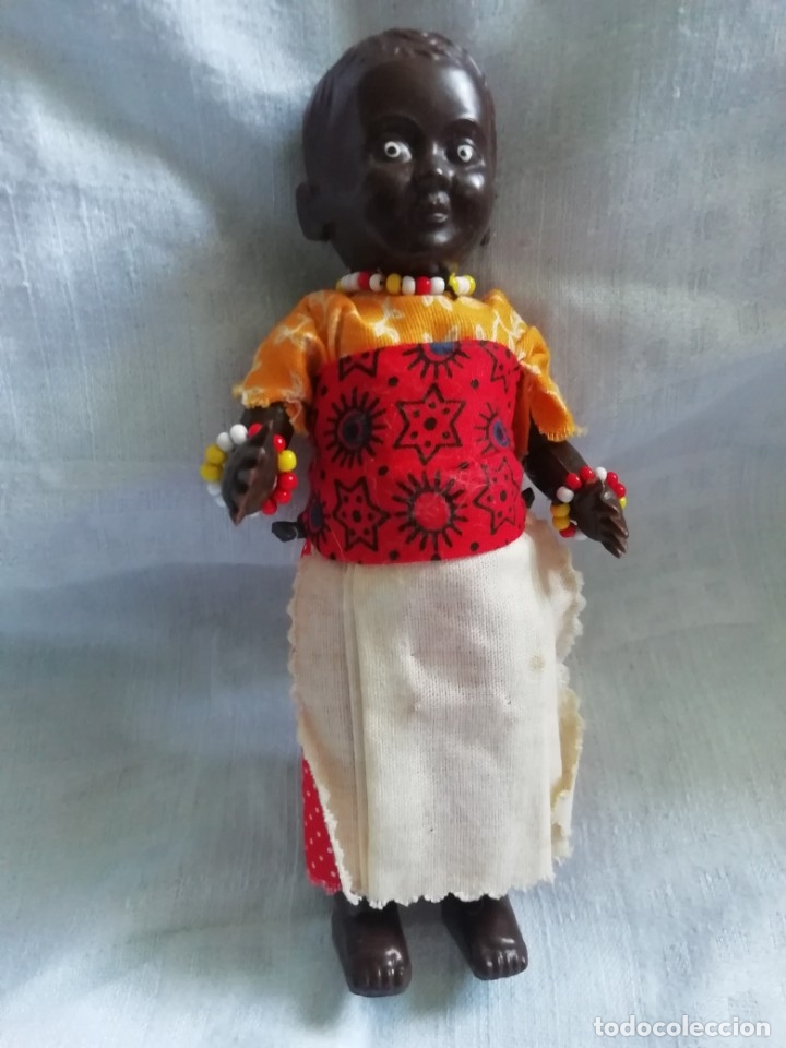 Mu&ntilde;ecas celuloide: Antigua mu&ntilde;equita con beb&eacute; 16cm - Foto 1