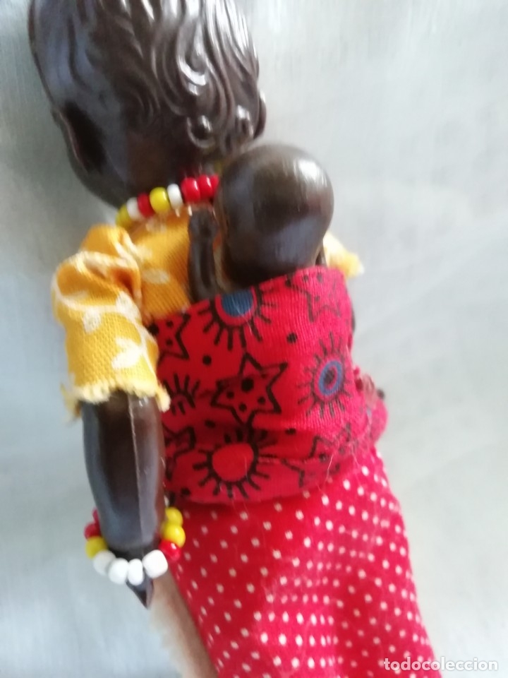 Mu&ntilde;ecas celuloide: Antigua mu&ntilde;equita con beb&eacute; 16cm - Foto 4