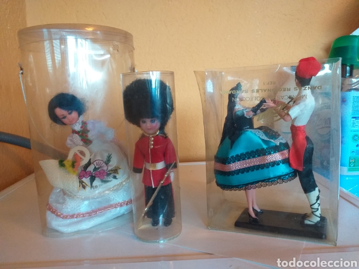 Mu&ntilde;ecas celuloide: MU&Ntilde;ECOS REGIONALES UNOS CON OJOS DURMIENTES Y OTROS TIPO MARIN - Foto 1