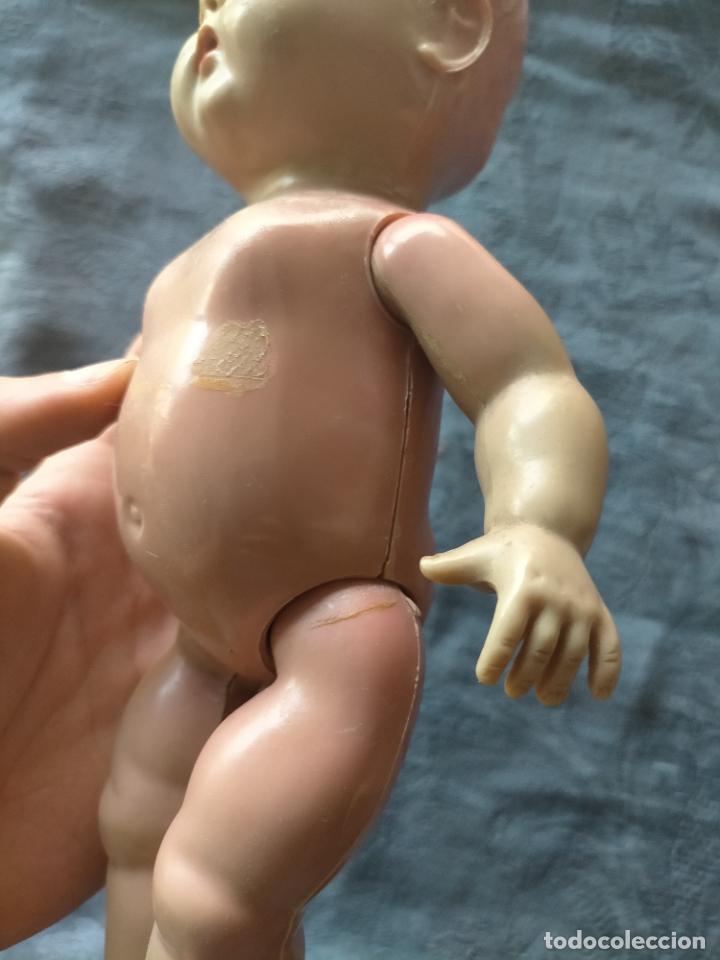 Mu&ntilde;ecas celuloide: Antigua mu&ntilde;eca / beb&eacute; durmiente marca Reliable de celuloide a&ntilde;os 50 - Foto 4