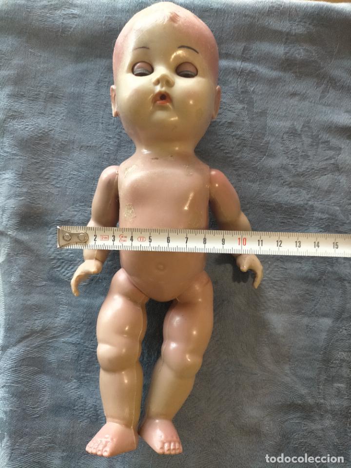 Mu&ntilde;ecas celuloide: Antigua mu&ntilde;eca / beb&eacute; durmiente marca Reliable de celuloide a&ntilde;os 50 - Foto 10